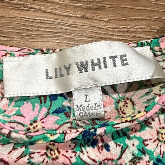 Lily White Pink and Green Floral Blouse - Picture 5 of 7